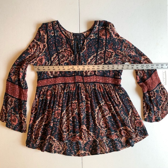 American Eagle Outfitters colorful print top Size M - Picture 5 of 10